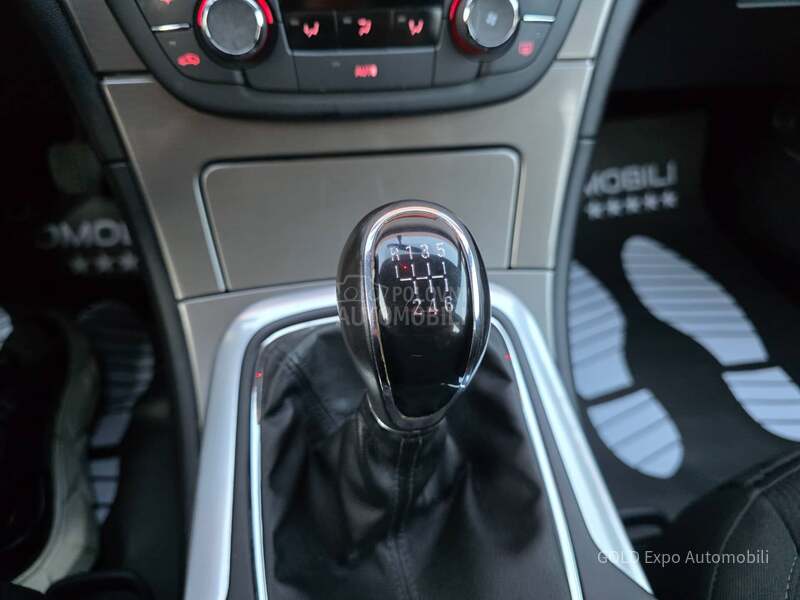Opel Insignia 1.8 B SPORT 150K.M