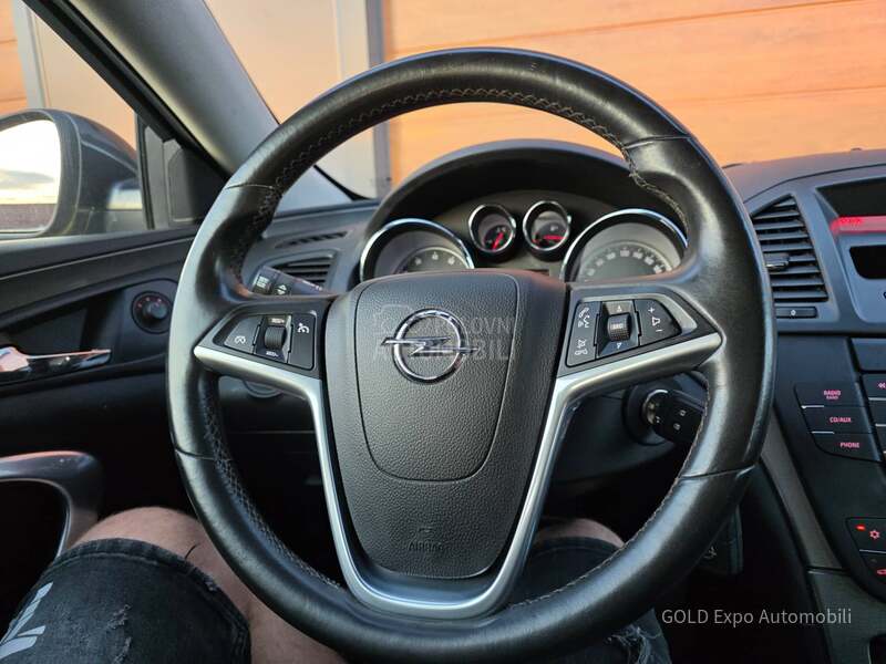 Opel Insignia 1.8 B SPORT 150K.M