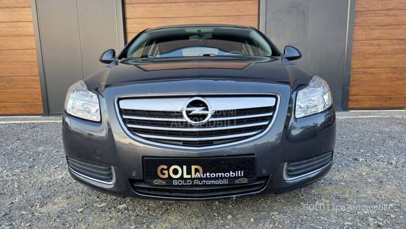 Opel Insignia 1.8 B SPORT 150K.M