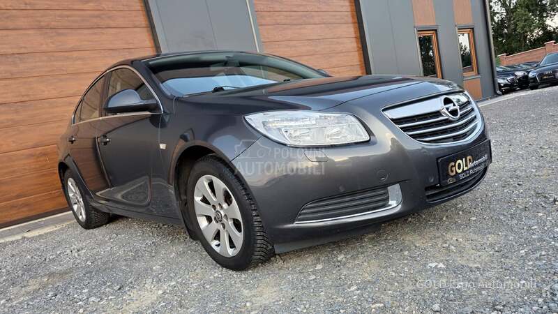 Opel Insignia 1.8 B SPORT 150K.M
