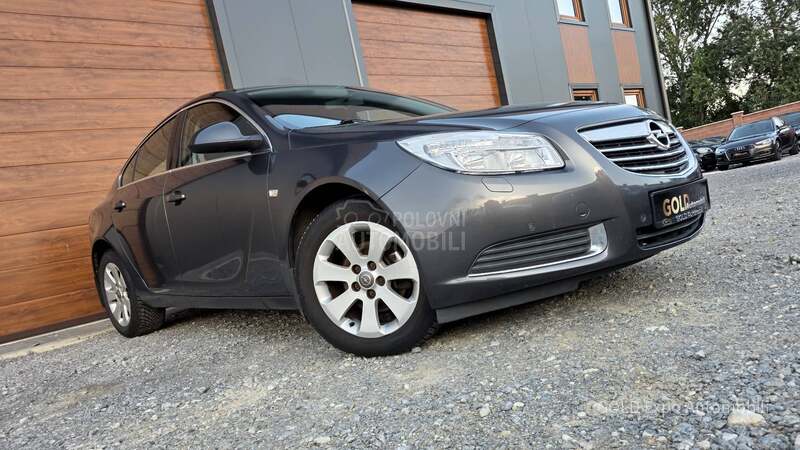 Opel Insignia 1.8 B SPORT 150K.M