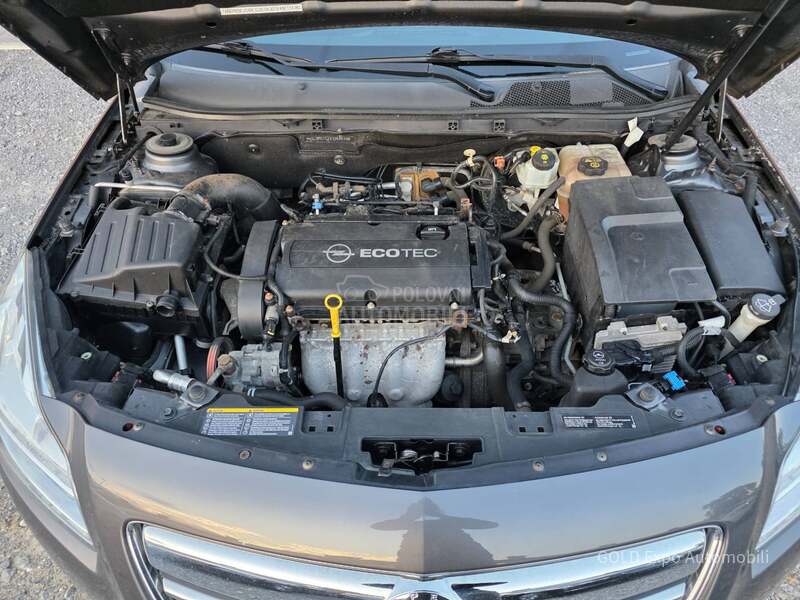 Opel Insignia 1.8 B SPORT 150K.M