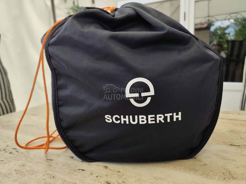 Schuberth E2 top