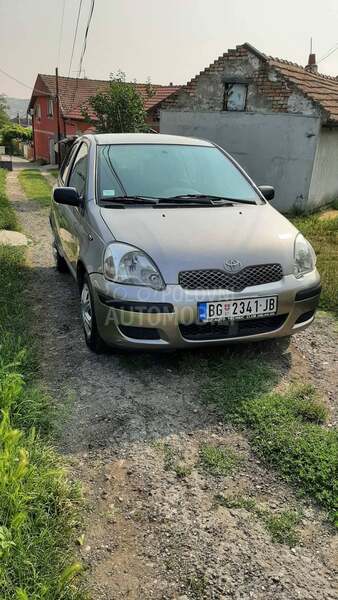 Toyota Yaris 1.0 cetri cilindra
