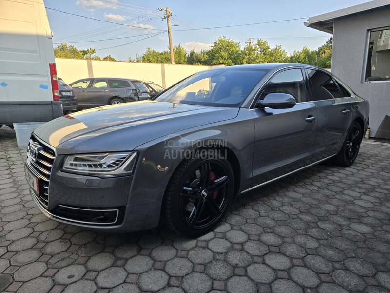 Audi A8 