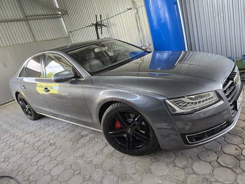 Audi A8 