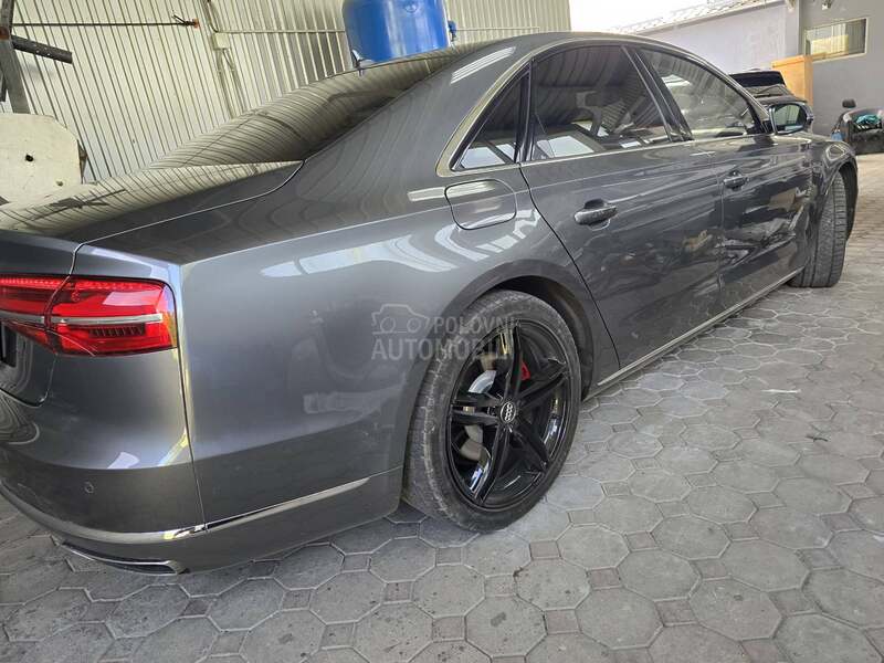 Audi A8 