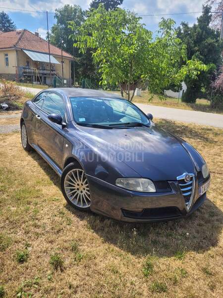 Alfa Romeo GT 