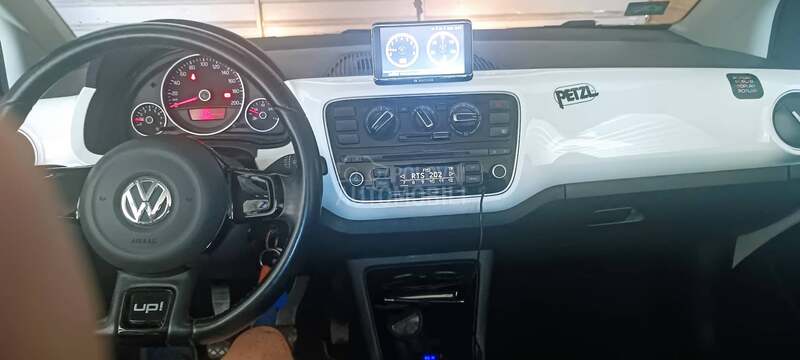 Volkswagen up! white