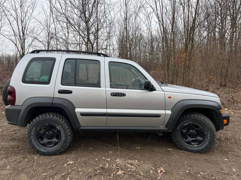 Jeep Liberty 2.8crd
