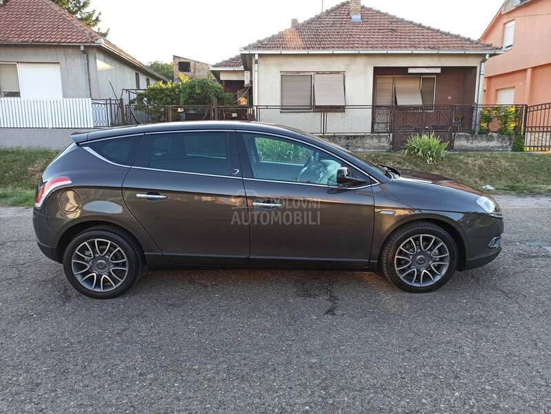 Lancia Delta 2.0mjt PLATINO/165hp
