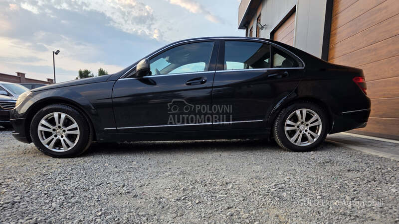 Mercedes Benz C 220 2.1 FUL AVANTGARD