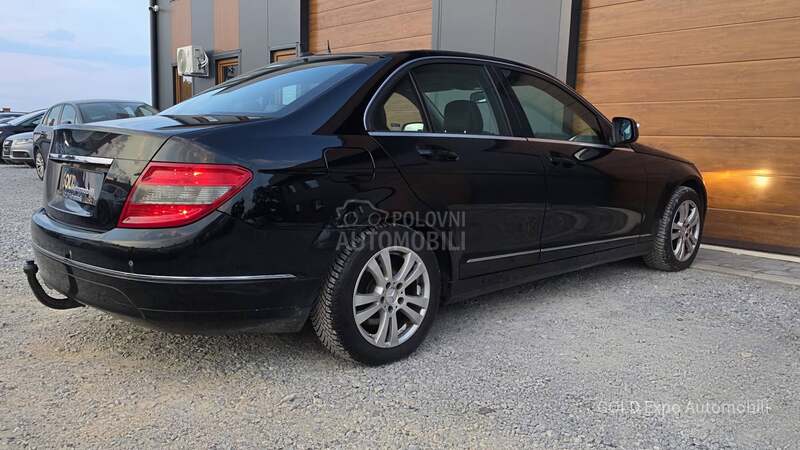 Mercedes Benz C 220 2.1 FUL AVANTGARD