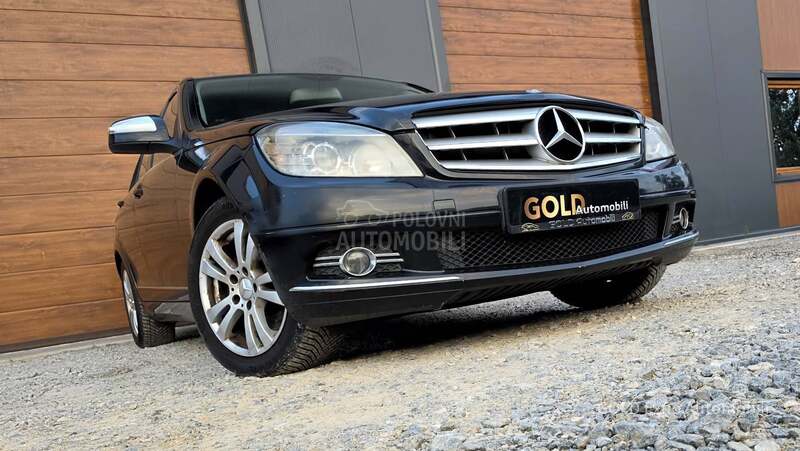 Mercedes Benz C 220 2.1 FUL AVANTGARD