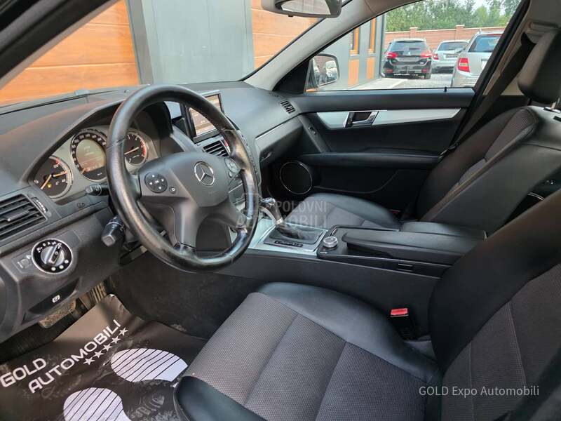 Mercedes Benz C 220 2.1 FUL AVANTGARD