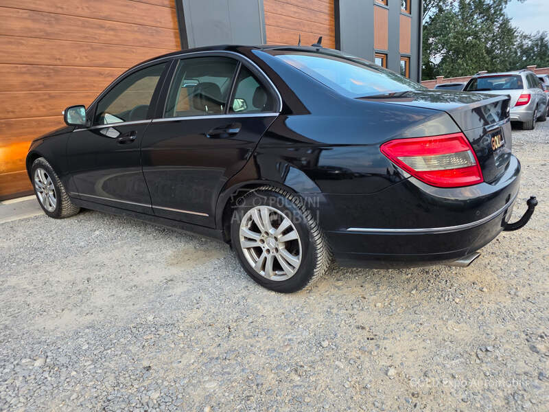 Mercedes Benz C 220 2.1 FUL AVANTGARD