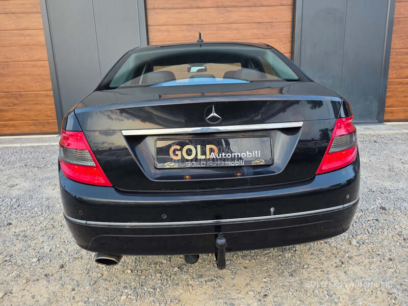 Mercedes Benz C 220 2.1 FUL AVANTGARD