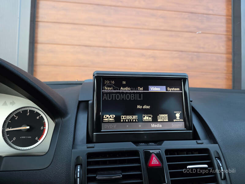 Mercedes Benz C 220 2.1 FUL AVANTGARD