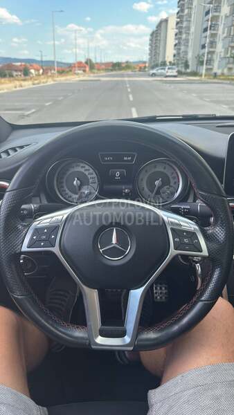 Mercedes Benz CLA 180 AMG/PANO/CH