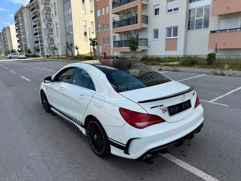 Mercedes Benz CLA 180 AMG/PANO/CH