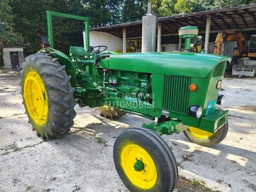 John Deere 3120