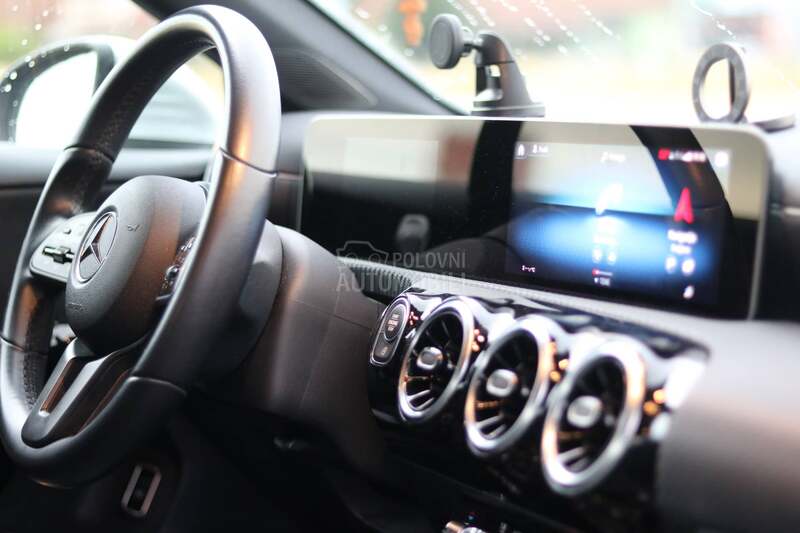 Mercedes Benz A 180 