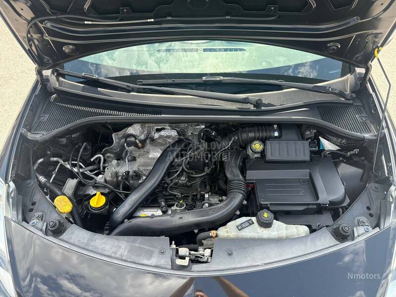 Renault Clio 1.2 16v S