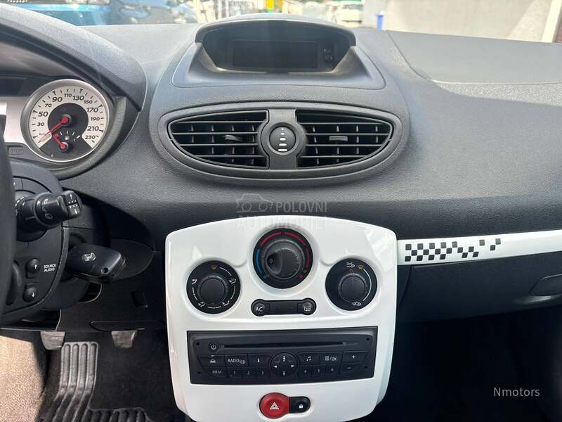 Renault Clio 1.2 16v S