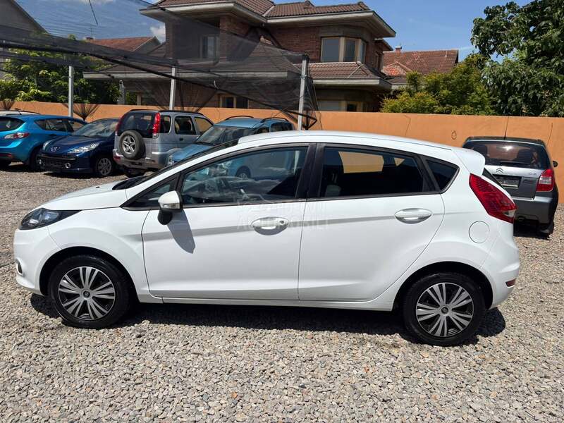 Ford Fiesta 106.ooo 1.2 TOOP