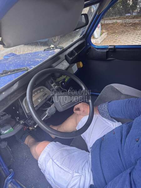 Citroen 2CV 