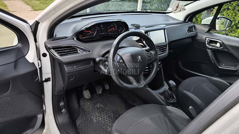 Peugeot 208 1.4HDI