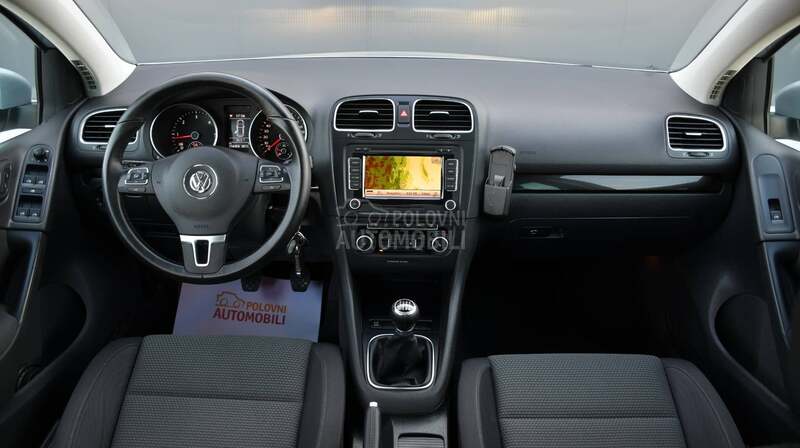 Volkswagen Golf 6 2.0 TDI/4x4/NAV/CH