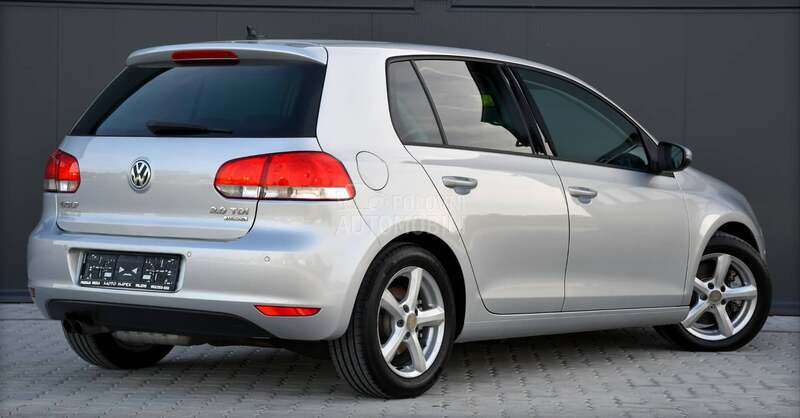 Volkswagen Golf 6 2.0 TDI/4x4/NAV/CH