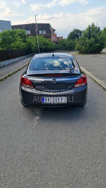 Opel Insignia Cosmo