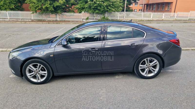 Opel Insignia Cosmo