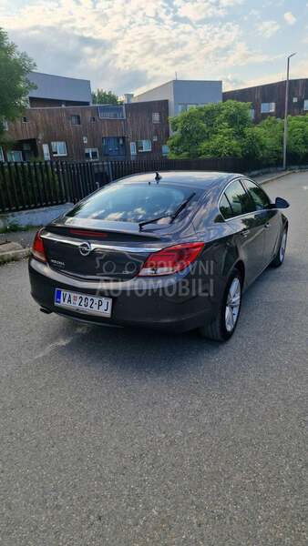 Opel Insignia Cosmo