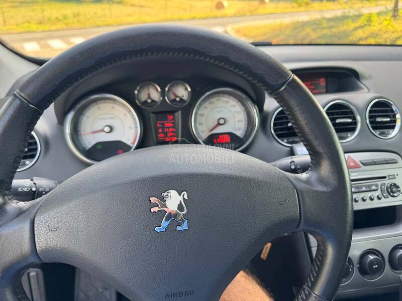 Peugeot 308 T0P ponuda AUT0MATIK