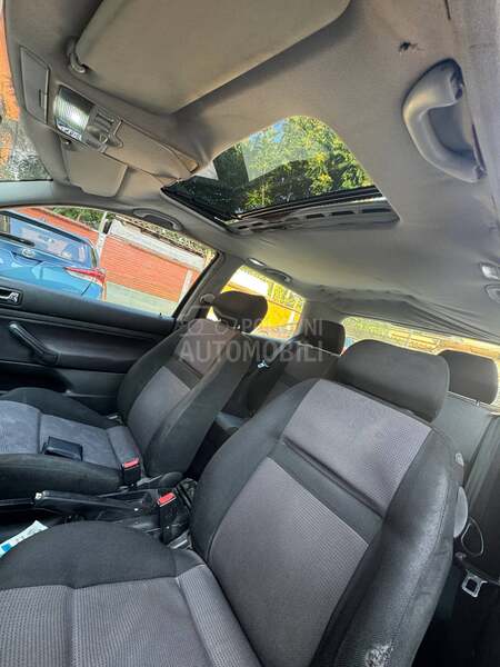 Volkswagen Golf 4 1.6 TNG