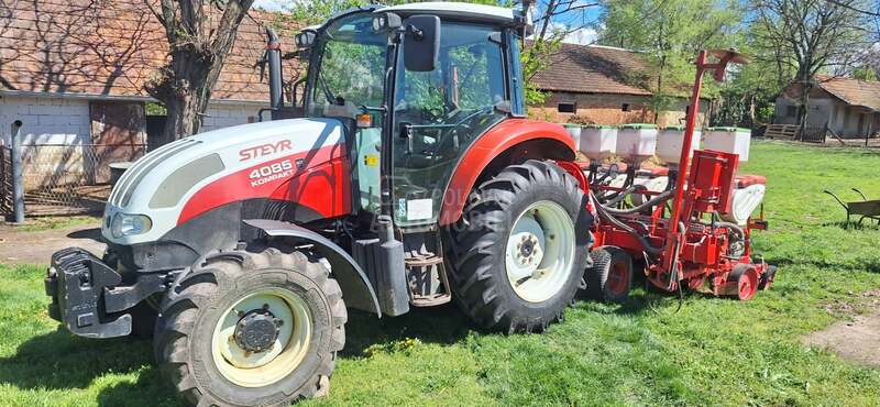 Steyr 4085