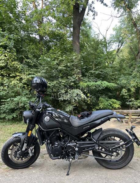 Benelli Leoncino 500