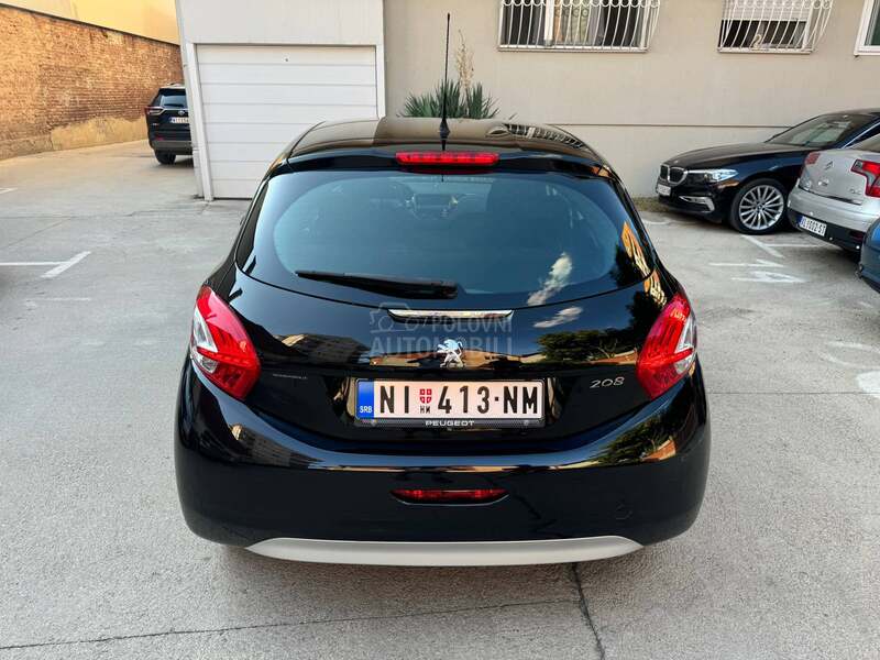 Peugeot 208 N o v / N o v