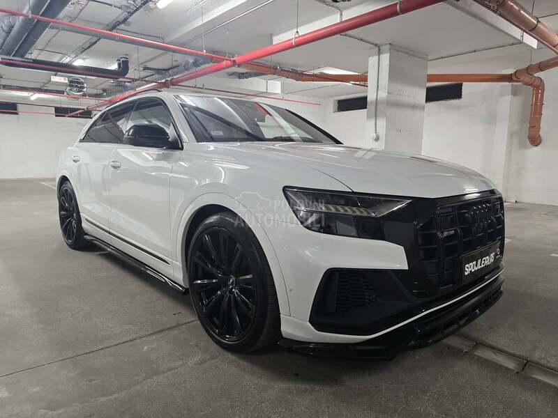 Audi SQ8 