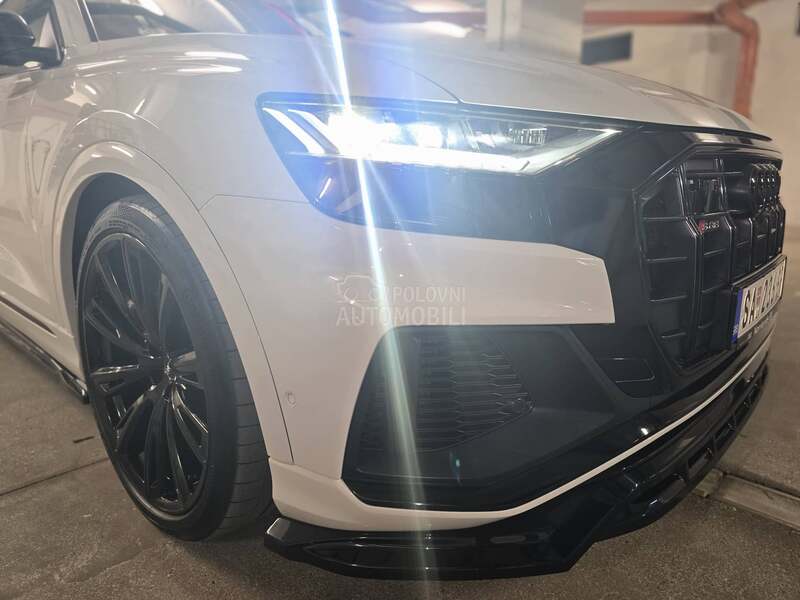 Audi SQ8 