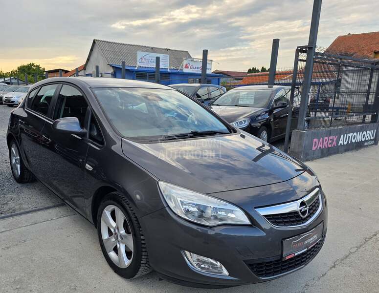 Opel Astra J 1.3 CDTI N.A.V.I