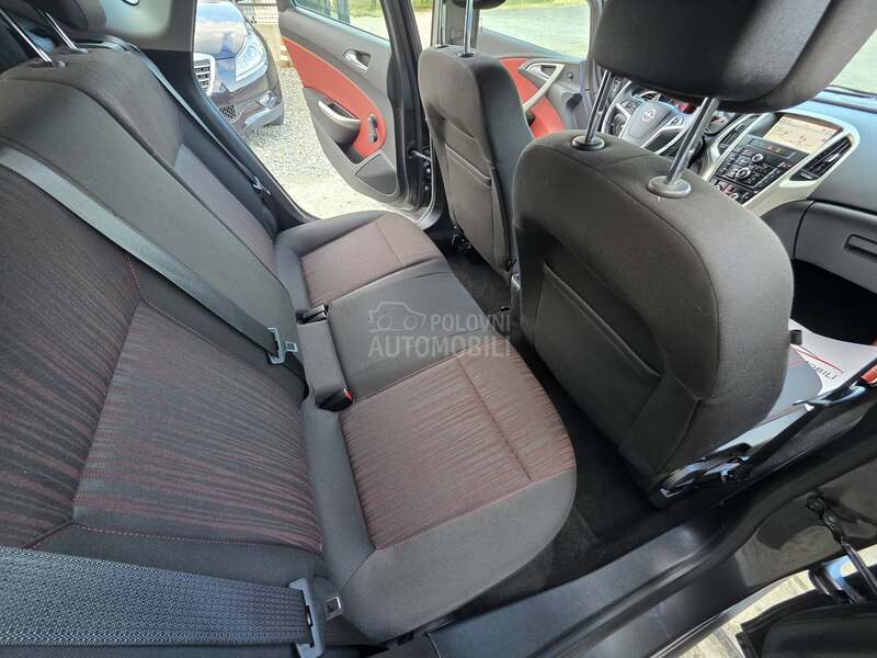 Opel Astra J 1.3 CDTI N.A.V.I