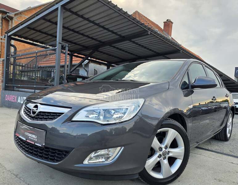 Opel Astra J 1.3 CDTI N.A.V.I
