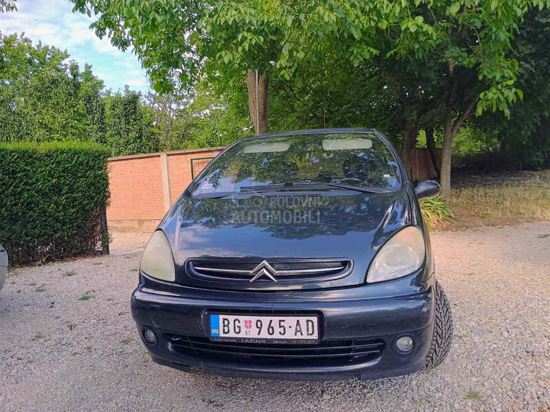 Citroen Xsara Picasso 1997 cm3