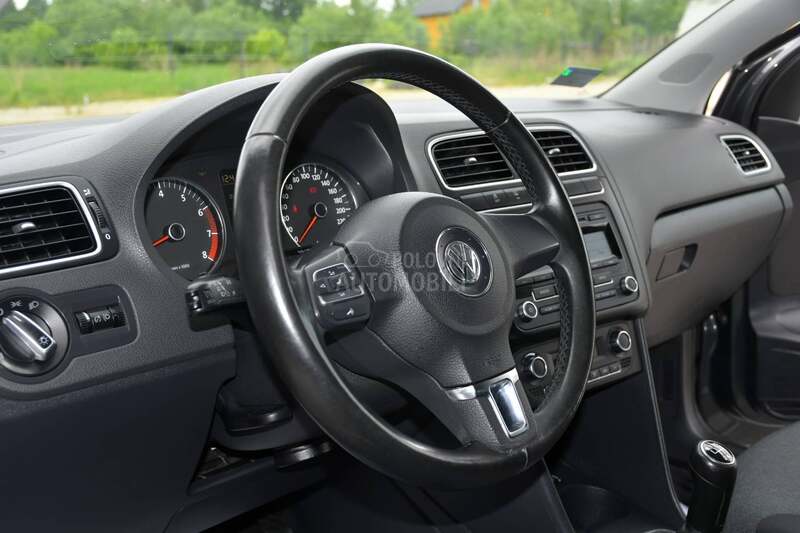 Volkswagen Polo 1.2TSI/TEAM/N0V