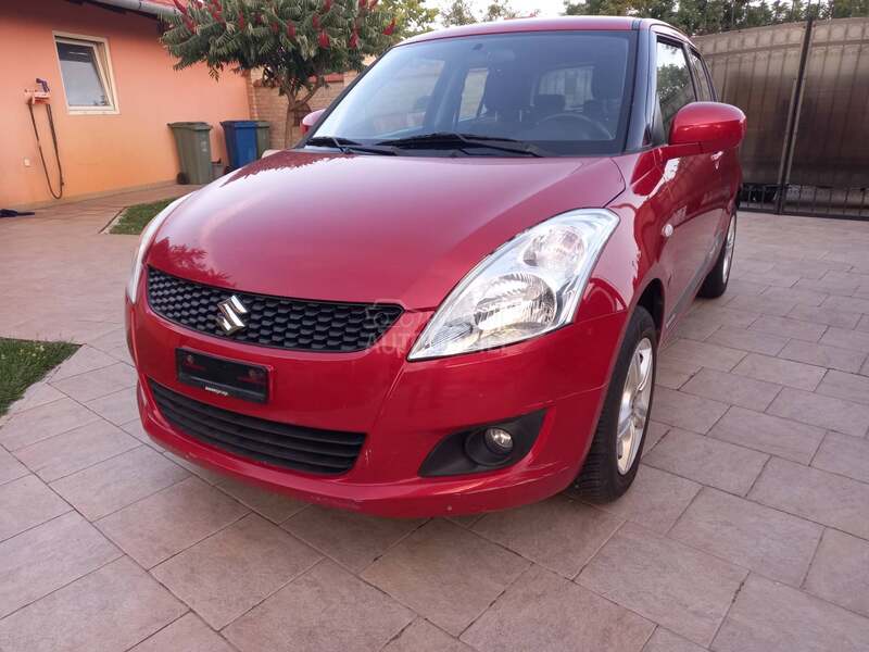 Suzuki Swift 1.2i   4 WD