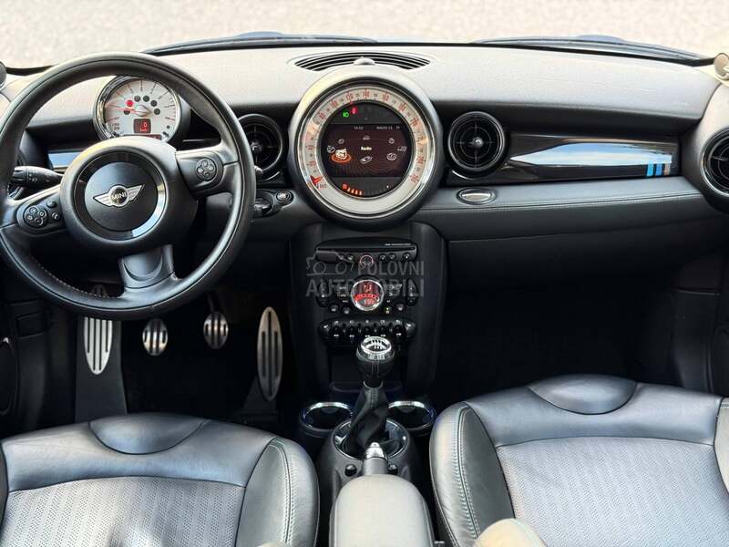MINI Cooper S Jedinstve/n/Kod/Nas/